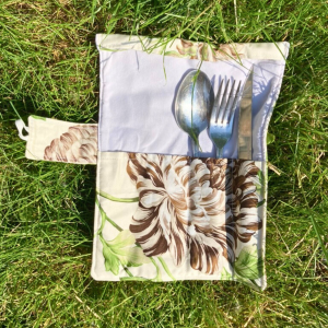 Porte-ustensiles à motif avec bouton