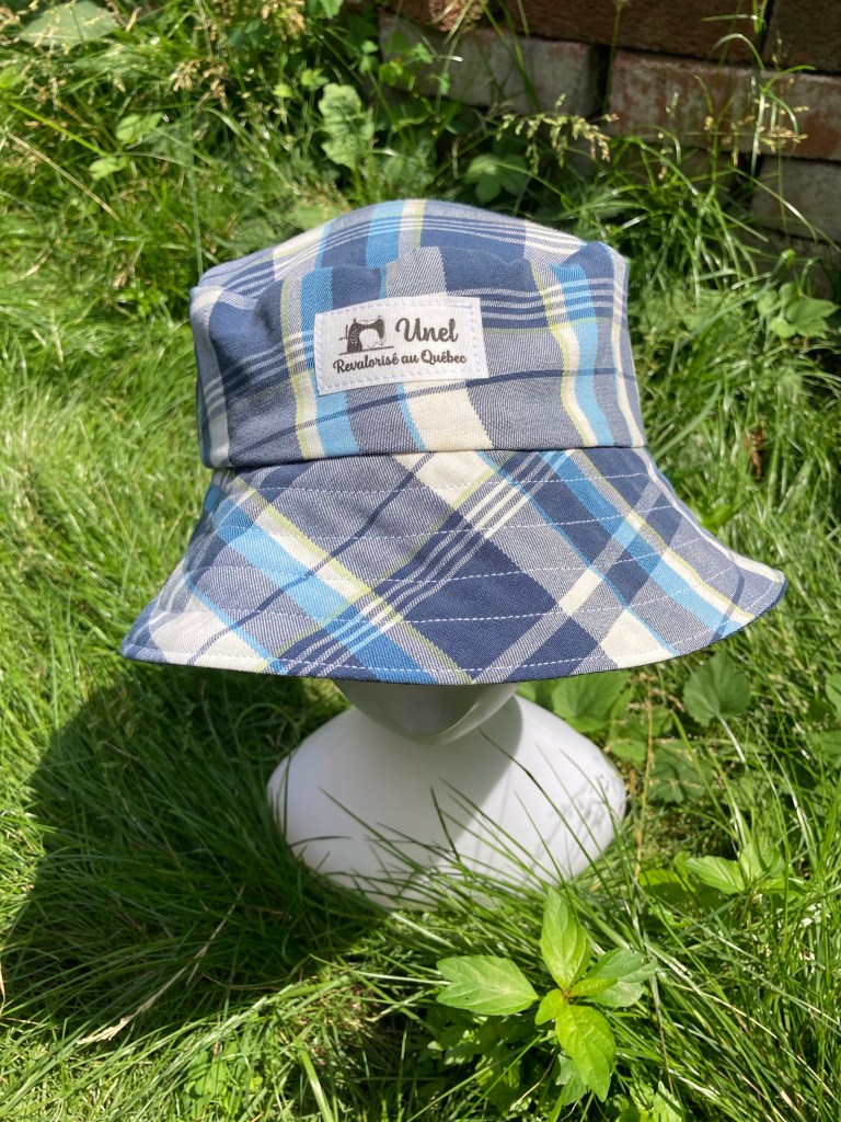 Chapeau surcyclé en coton carreauté Taille M
