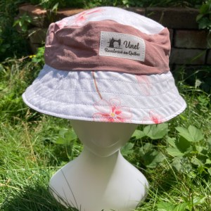 Chapeau surcyclé rose uni et à fleurs - taille S